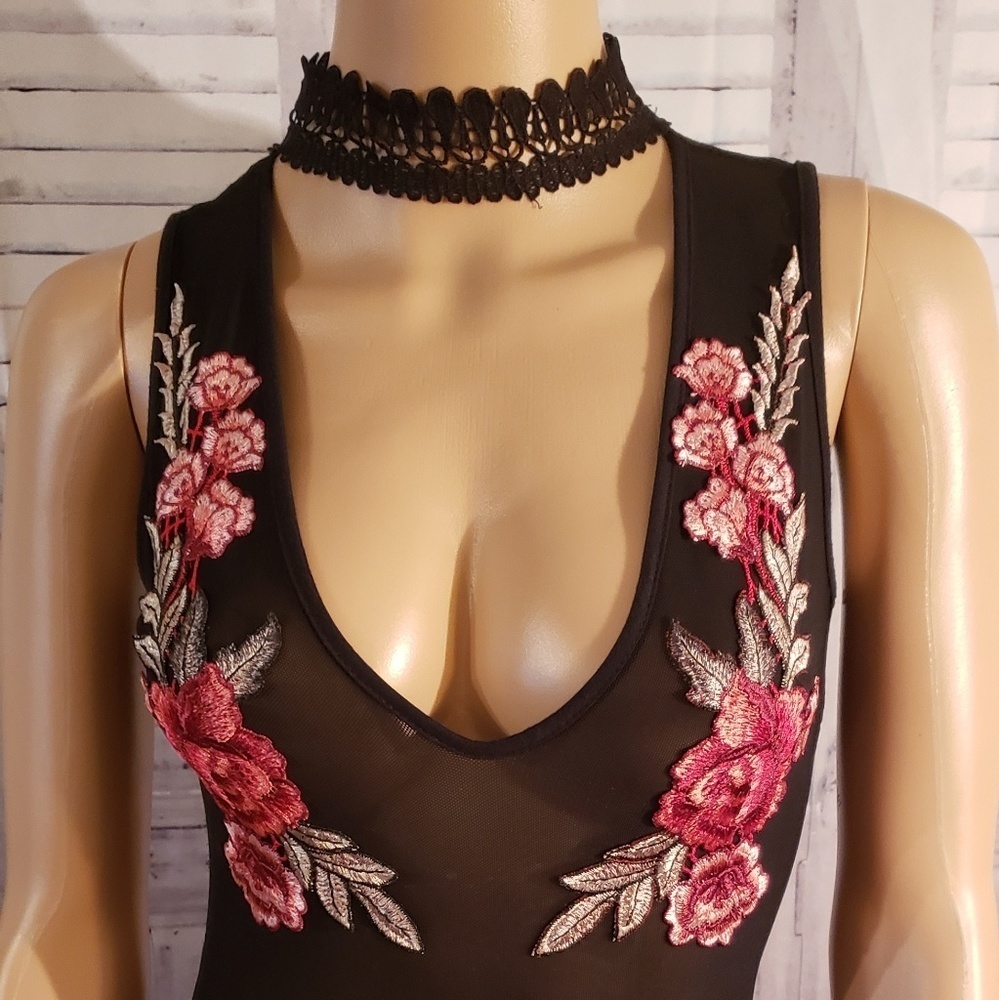 Whoiam bodysuit size 6 NWOT